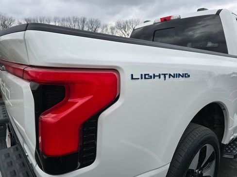 Used 2023 Ford F150 Lightning Platinum image 7