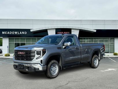New 2026 GMC Sierra 1500 Pro w/ Pro Value Package
