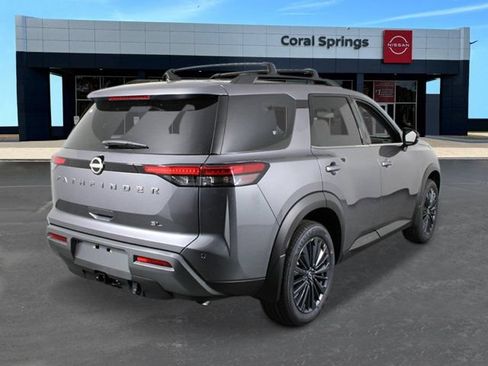 New 2026 Nissan Pathfinder SL w/ SL Premium Package FWD image 5