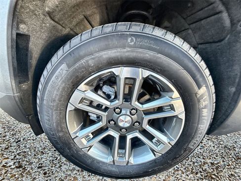 Certified 2025 GMC Terrain Elevation image 30