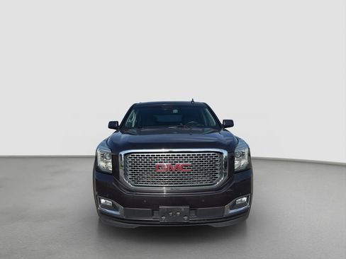 Used 2017 GMC Yukon Denali w/ Open Road Package AWD/4WD image 2