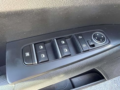 Used 2024 Kia Forte LXS FWD image 14