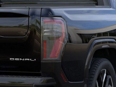 New 2025 GMC Sierra EV Denali image 11