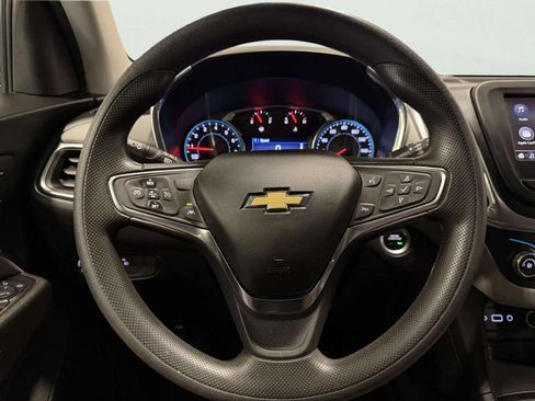 Used 2021 Chevrolet Equinox LT FWD image 38
