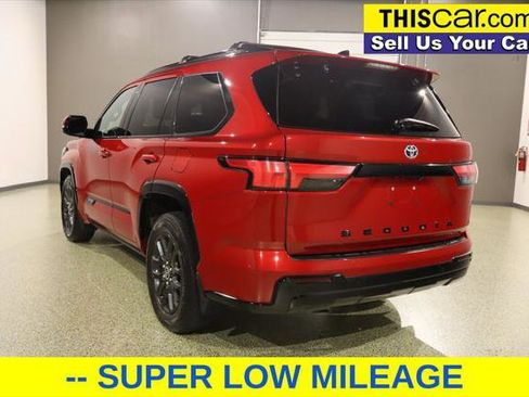 Used 2023 Toyota Sequoia Platinum image 5