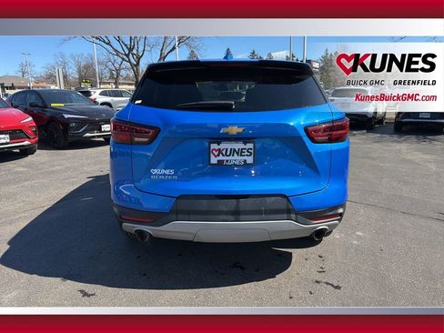 Used 2025 Chevrolet Blazer LT image 6