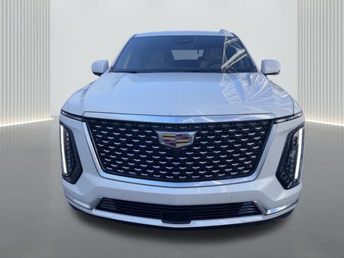 Certified 2025 Cadillac Escalade Premium Luxury w/ Touring Package image 10