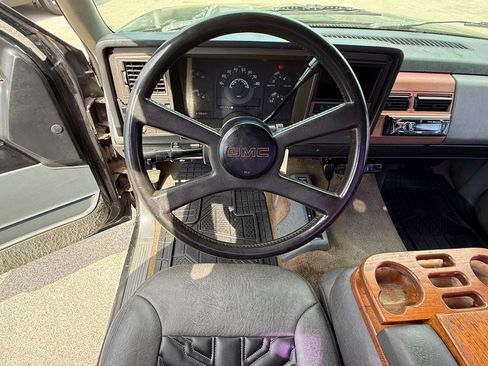 Used 1989 GMC Sierra 1500 4x4 Regular Cab image 19