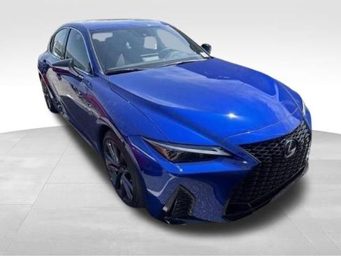 Used 2025 Lexus IS 350 F Sport RWD image 5