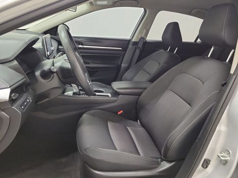 Used 2022 Nissan Altima 2.5 SV image 18