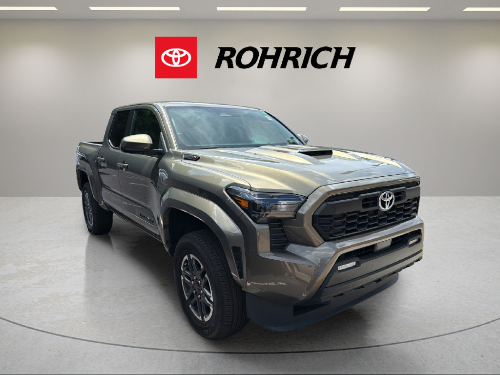 Certified 2024 Toyota Tacoma TRD Sport AWD/4WD image 4