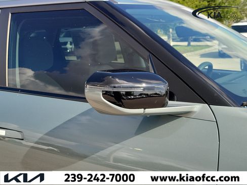 New 2027 Kia Seltos S FWD image 8