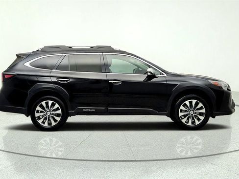 Used 2023 Subaru Outback Touring XT AWD/4WD image 4
