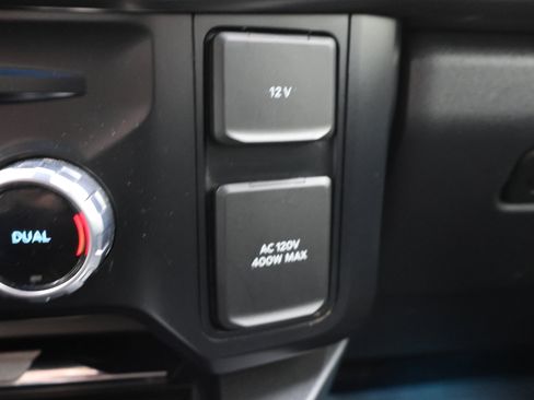 Used 2023 Ford F350 Lariat w/ FX4 Off-Road Package AWD/4WD image 46