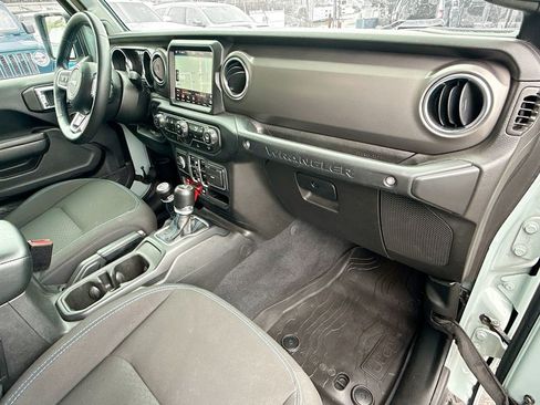 Used 2023 Jeep Wrangler Unlimited Rubicon 4xe w/ Cold Weather Group image 34