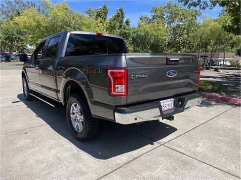 Used 2015 Ford F150 XLT w/ Equipment Group 302A Luxury AWD/4WD image 3