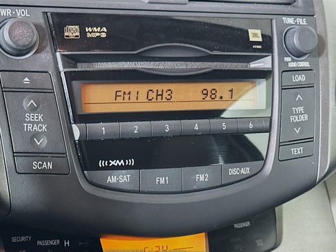 Used 2011 Toyota RAV4 Limited w/ Limited Extra Value Pkg image 21