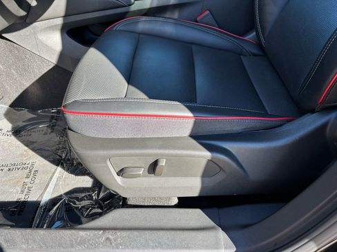 Used 2023 Buick Envision Essence w/ Sport Touring Package image 16