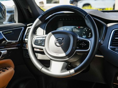 Used 2019 Volvo XC90 T6 Momentum w/ Advanced Package AWD/4WD image 14