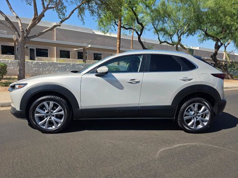 Used 2023 MAZDA CX-30 AWD 2.5 S w/ Select Package image 4
