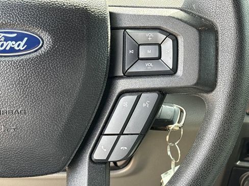 Used 2021 Ford F250 XLT w/ XLT Premium Package AWD/4WD image 21