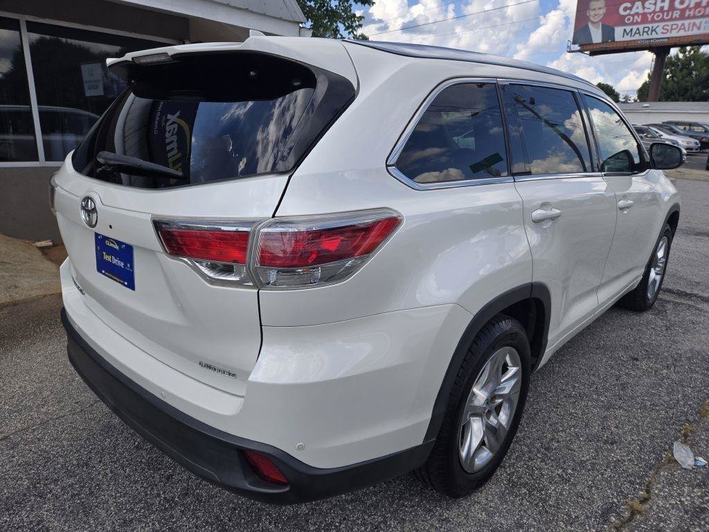 Used 2016 Toyota Highlander Limited FWD image 6