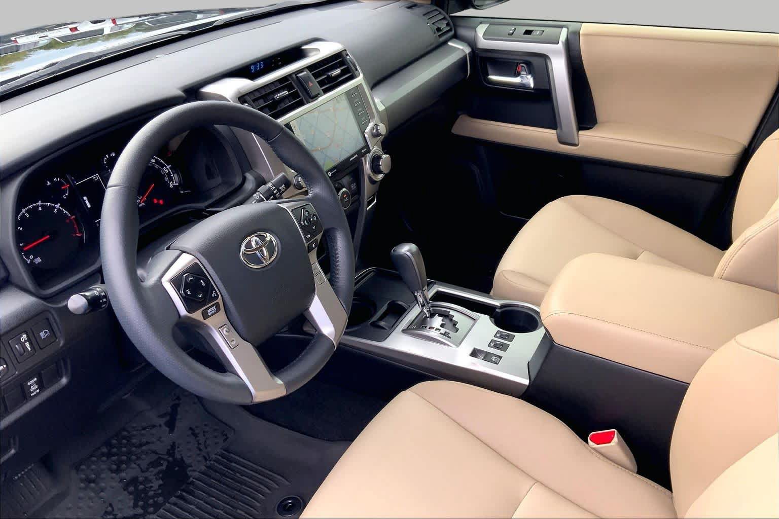 Used 2021 Toyota 4Runner SR5 Premium w/ Moonroof Package RWD image 18