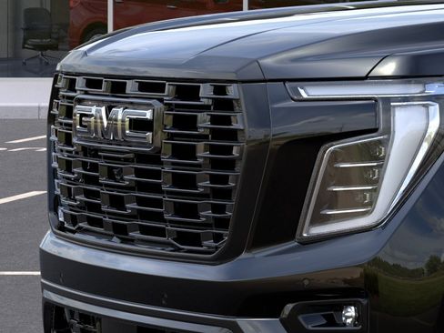 New 2026 GMC Yukon XL Denali Ultimate w/ LPO, Illumination Package AWD/4WD image 37