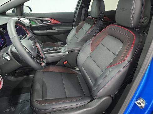 Used 2026 Chevrolet Equinox EV RS FWD image 5
