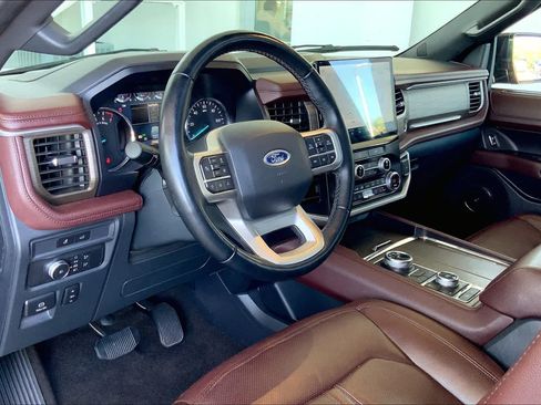 Certified 2022 Ford Expedition Limited AWD/4WD image 17