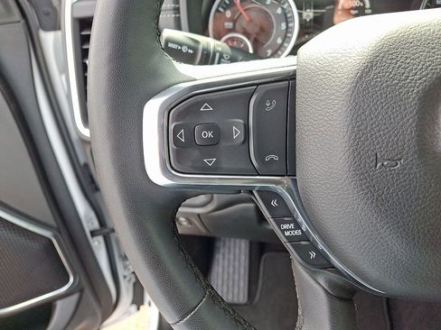 Used 2025 RAM 1500 Laramie image 21