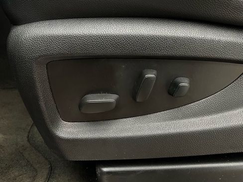 Used 2016 Chevrolet Tahoe LTZ image 11