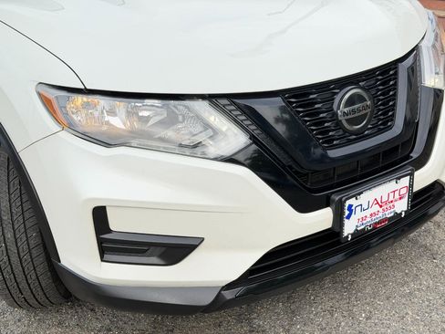 Used 2018 Nissan Rogue SV AWD/4WD image 90