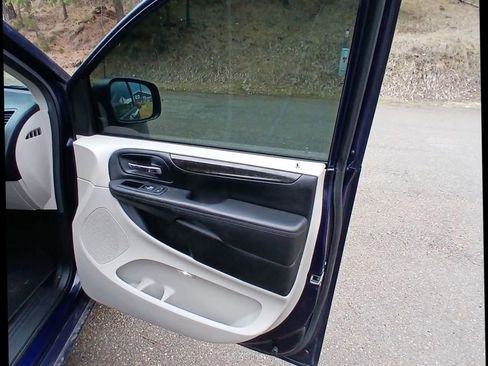 Used 2014 Dodge Grand Caravan SE w/ Quick Order Package 29E SE image 10