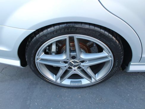 Used 2013 Mercedes-Benz C 63 AMG Sedan image 19