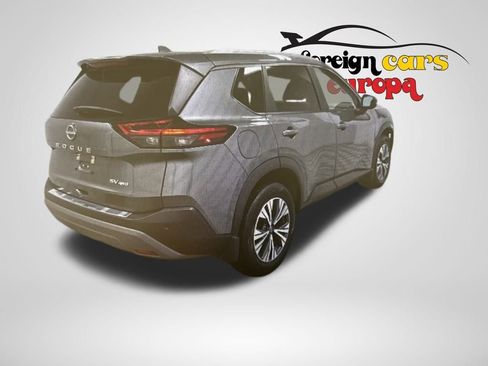 Used 2023 Nissan Rogue SV w/ SV Premium Package image 2