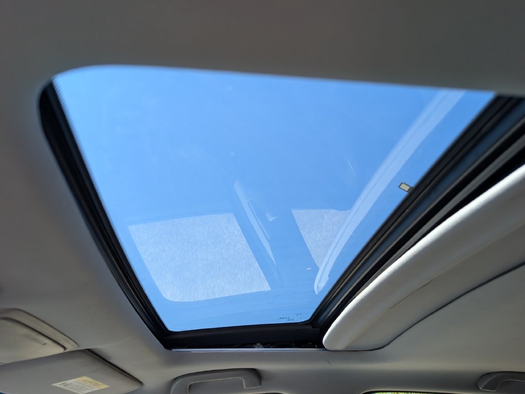 Used 2012 Honda Accord EX-L image 9