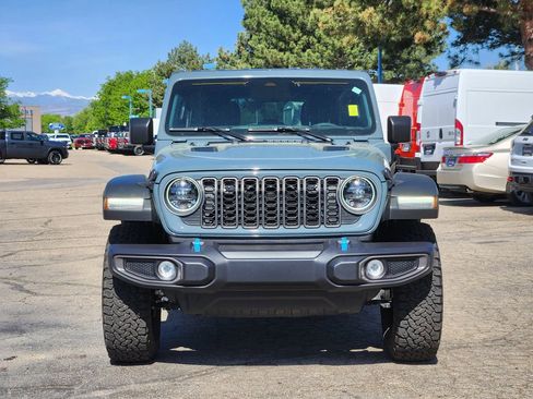 Used 2025 Jeep Wrangler Unlimited Rubicon 4xe w/ Convenience Group AWD/4WD image 5