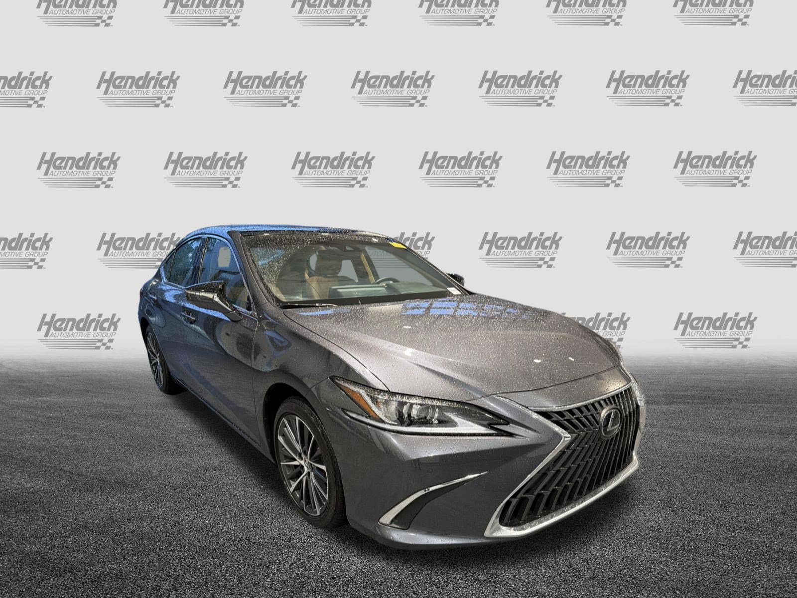 Used 2025 Lexus ES 350 w/ Premium Package FWD image 2