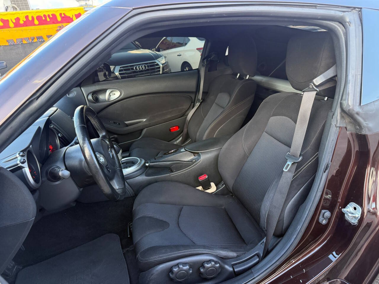 Used 2016 Nissan 370Z Coupe RWD image 30