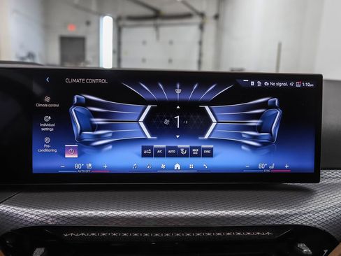 New 2026 BMW 430i xDrive Convertible w/ Premium Package AWD/4WD image 18