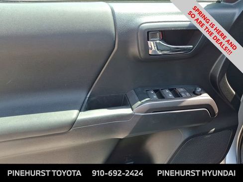 Used 2023 Toyota Tacoma TRD Off-Road w/ Black Out Package (TMS) image 11