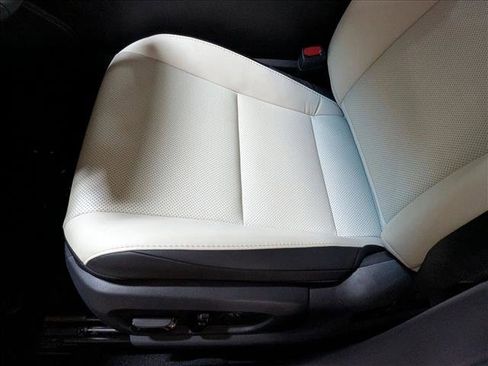 New 2025 Lexus ES 350 w/ Premium Package image 4