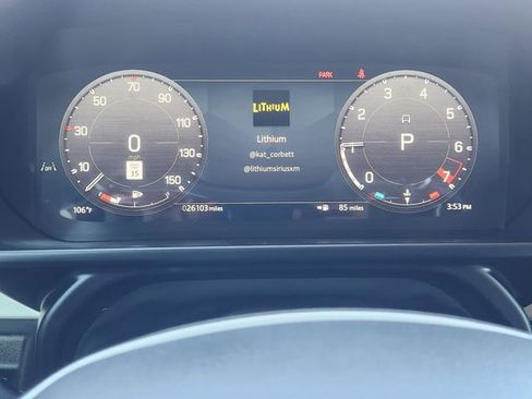 Used 2024 Land Rover Defender 110 SE AWD/4WD image 41