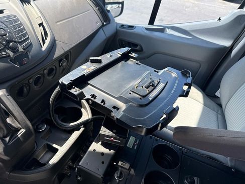 Used 2019 Ford Transit 250 148 Medium Roof image 15