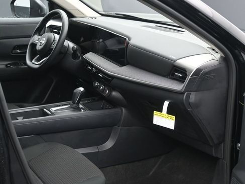 New 2026 Nissan Kicks S image 6