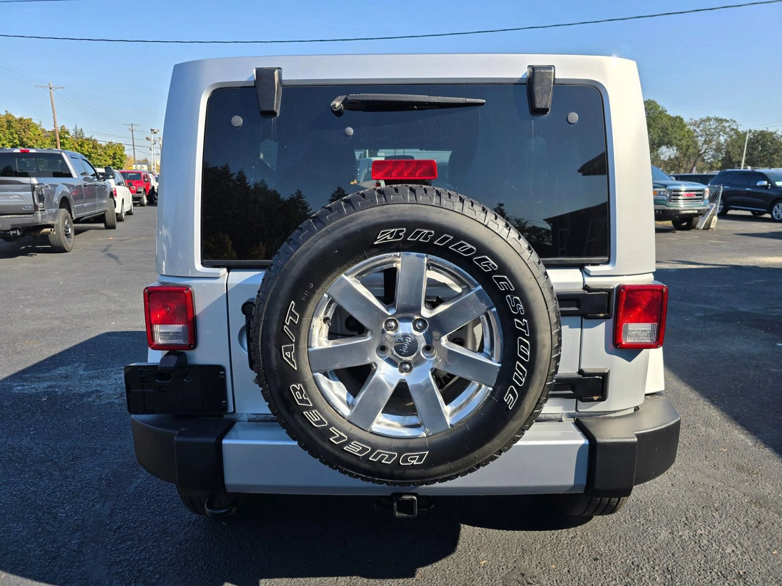 Used 2011 Jeep Wrangler Unlimited 70th Anniversary w/ Dual Top Group AWD/4WD image 4