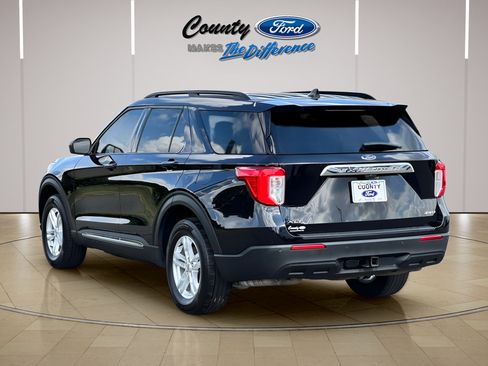 Used 2022 Ford Explorer XLT w/ Class IV Trailer Tow Package AWD/4WD image 15