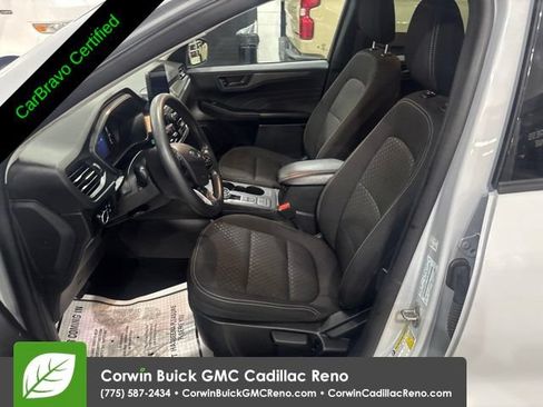 Used 2025 Ford Escape Active AWD/4WD image 12