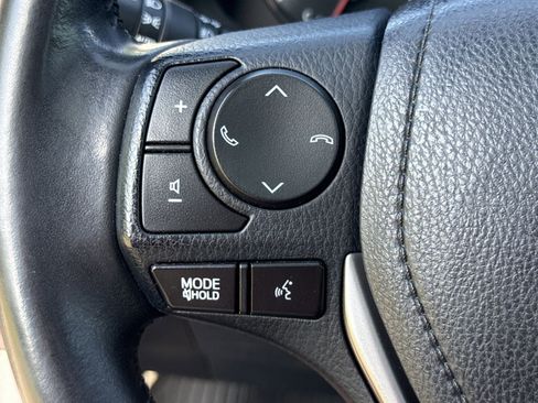Used 2018 Toyota RAV4 SE w/ Power Extra Value Package FWD image 5